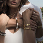 45-Armreif-Gelbgold-gehaemmert-und-matt