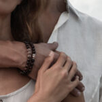 Rotes-Tigerauge-mit-Jawan-und-Buddha