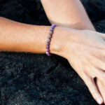 Lepidolith-mit-Jawan-Rosegold-matt