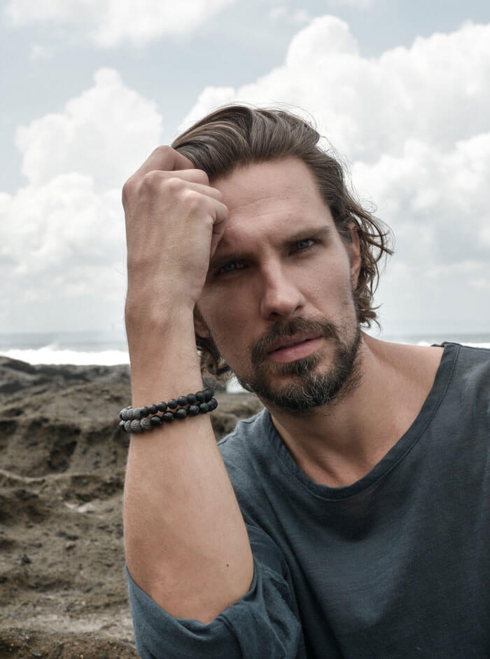 Perlenarmband-Herren-schwarz-Silberperlen m