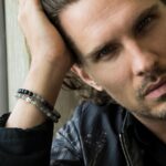 Blaues-Tigerauge-Onyx-mit-Labradorit-Buddha-Silber