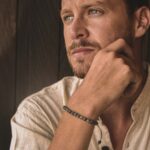 Edelsteinperlen-Armband-Herren-Grau-Adlerauge-BJM05M01